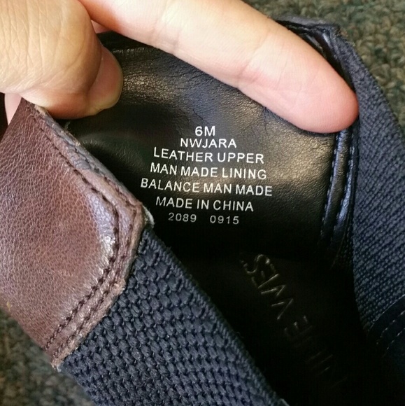 Nine West Size 6M Leather Chelsea Ankle Boots - Picture 6 of 7